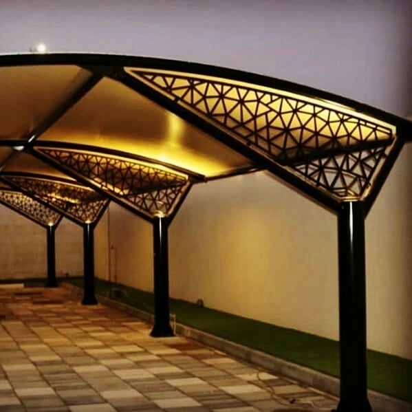 توفر مظلات سيارات العزل الكامل وتحافظ على طلاء سيارتك.