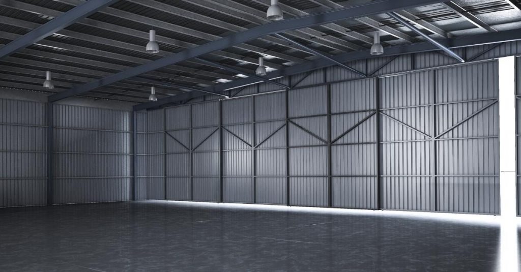 عوازل هناجر متميزة في الدمام للحد من تأثيرات الطقس على المنشآت